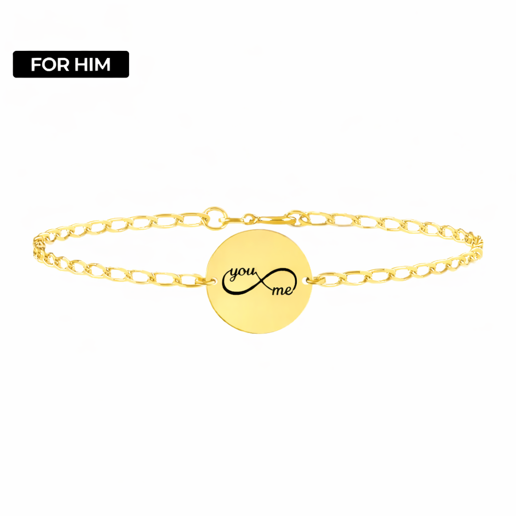 bratara barbati argint placat cu aur cu banut rotund 16 mm gravat you and me simbol infinit
