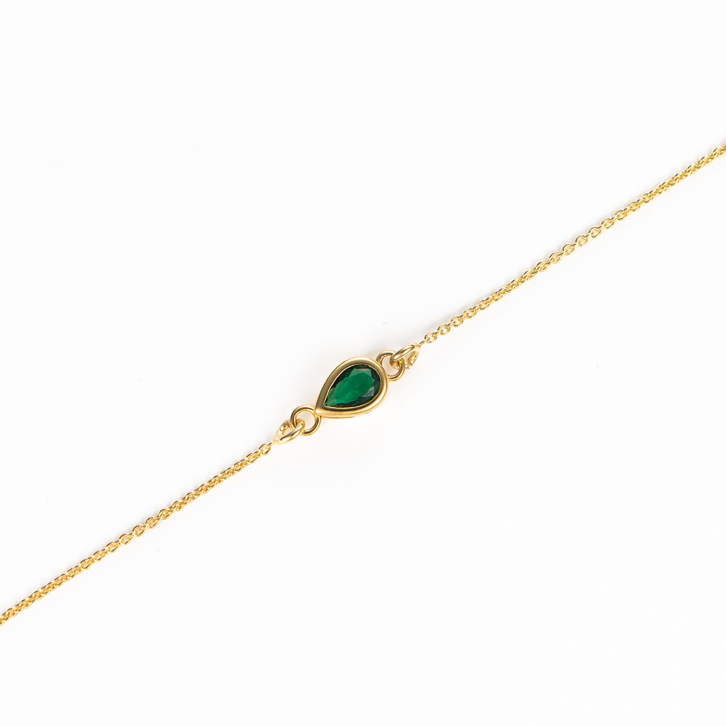 Brățară elegantă din argint 925 placat cu aur 18K, cu piatră verde zirconia – bijuterie rafinată Maison La Stéphanie, perfectă pentru cadou.