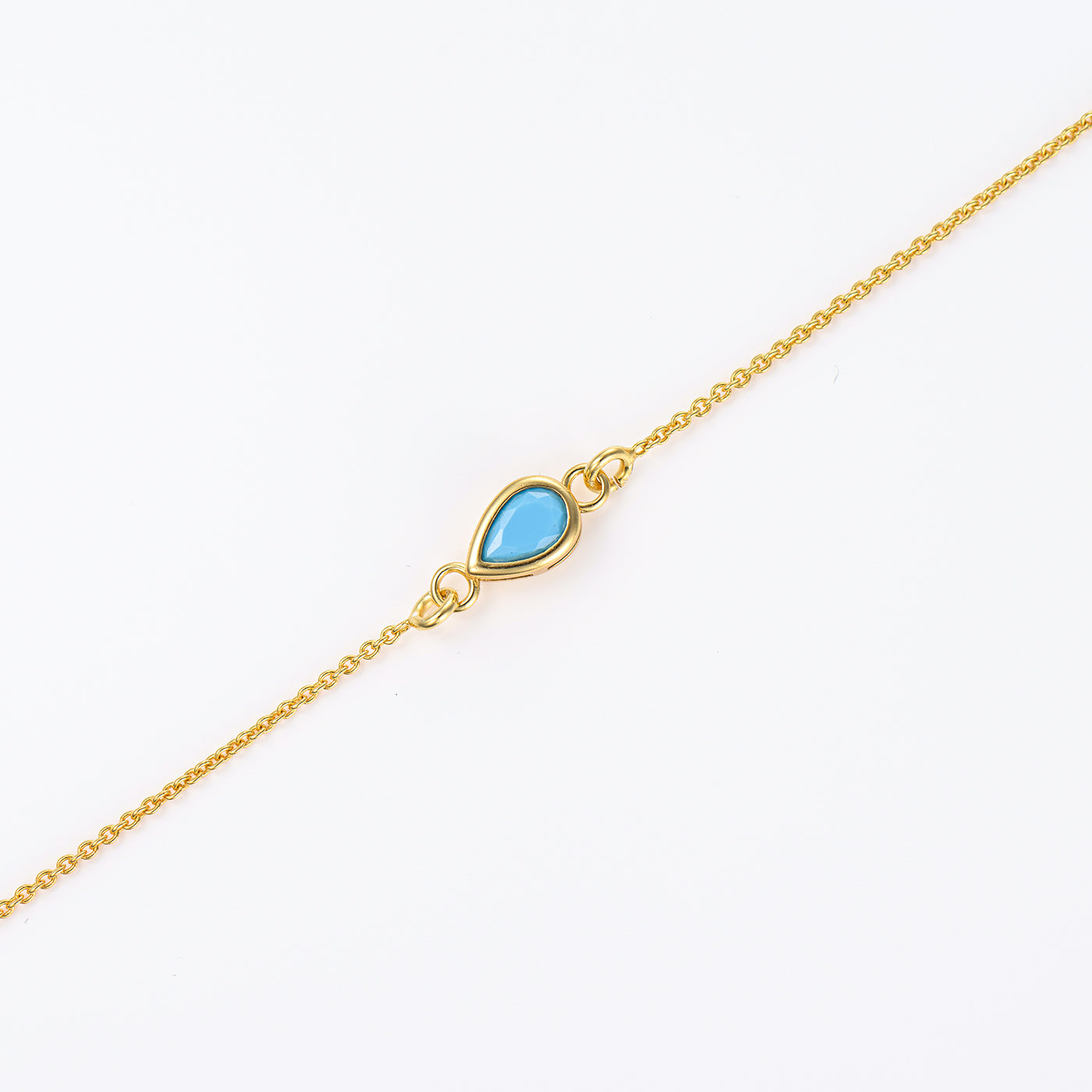 Brățară elegantă din argint 925 placat cu aur 18K, cu piatră bleu zirconia – bijuterie fină Maison La Stéphanie, ideală pentru cadou.