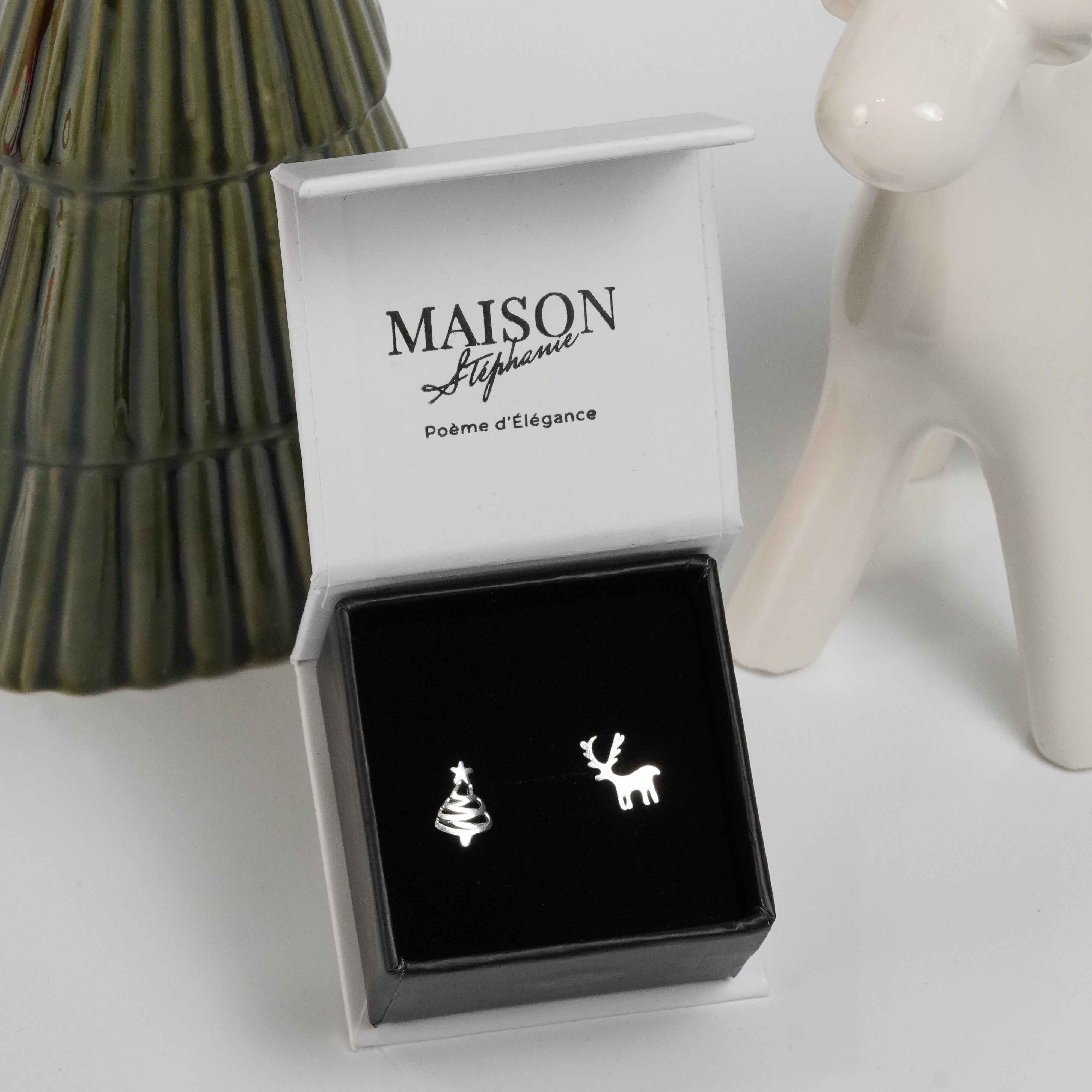 Cercei Sweet Christmas din argint 925 – brăduț și ren, bijuterii festive potrivite pentru copii sau cadou elegant de Crăciun.