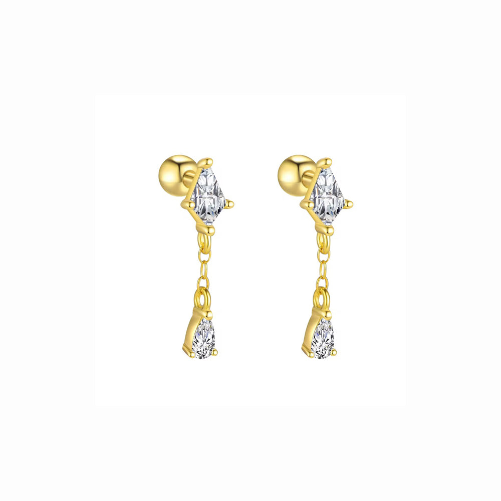 Pereche de cercei mici din argint placat cu aur 18K, cu zirconie pătrată în partea superioară și picătură teardrop suspendată, lungime 1.6 cm.