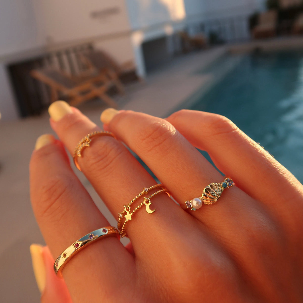 Inel Moon & Star Whispers din argint placat cu aur, design delicat cu luna si stea – Maison La Stephanie