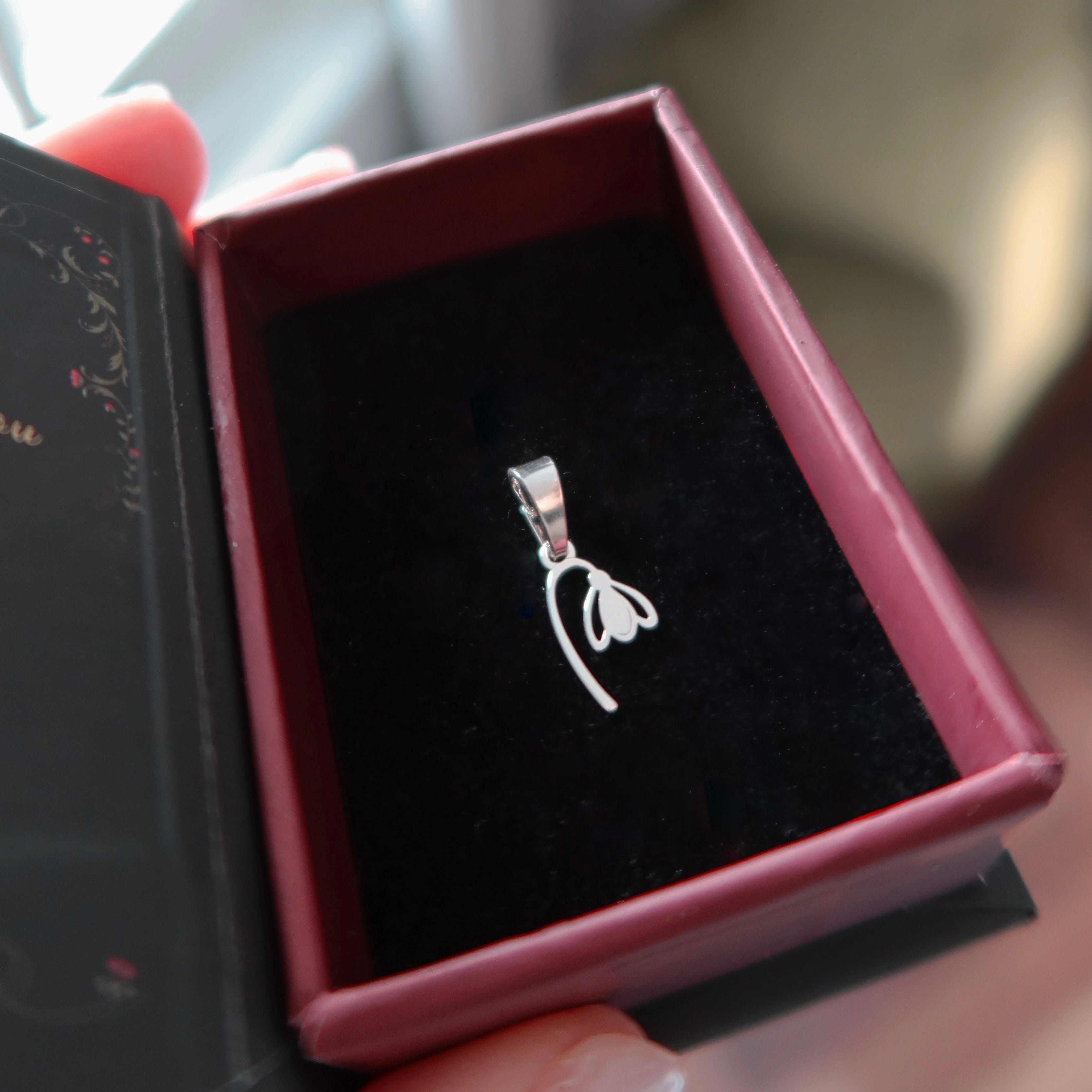 martisor-ghiocel-din-argint