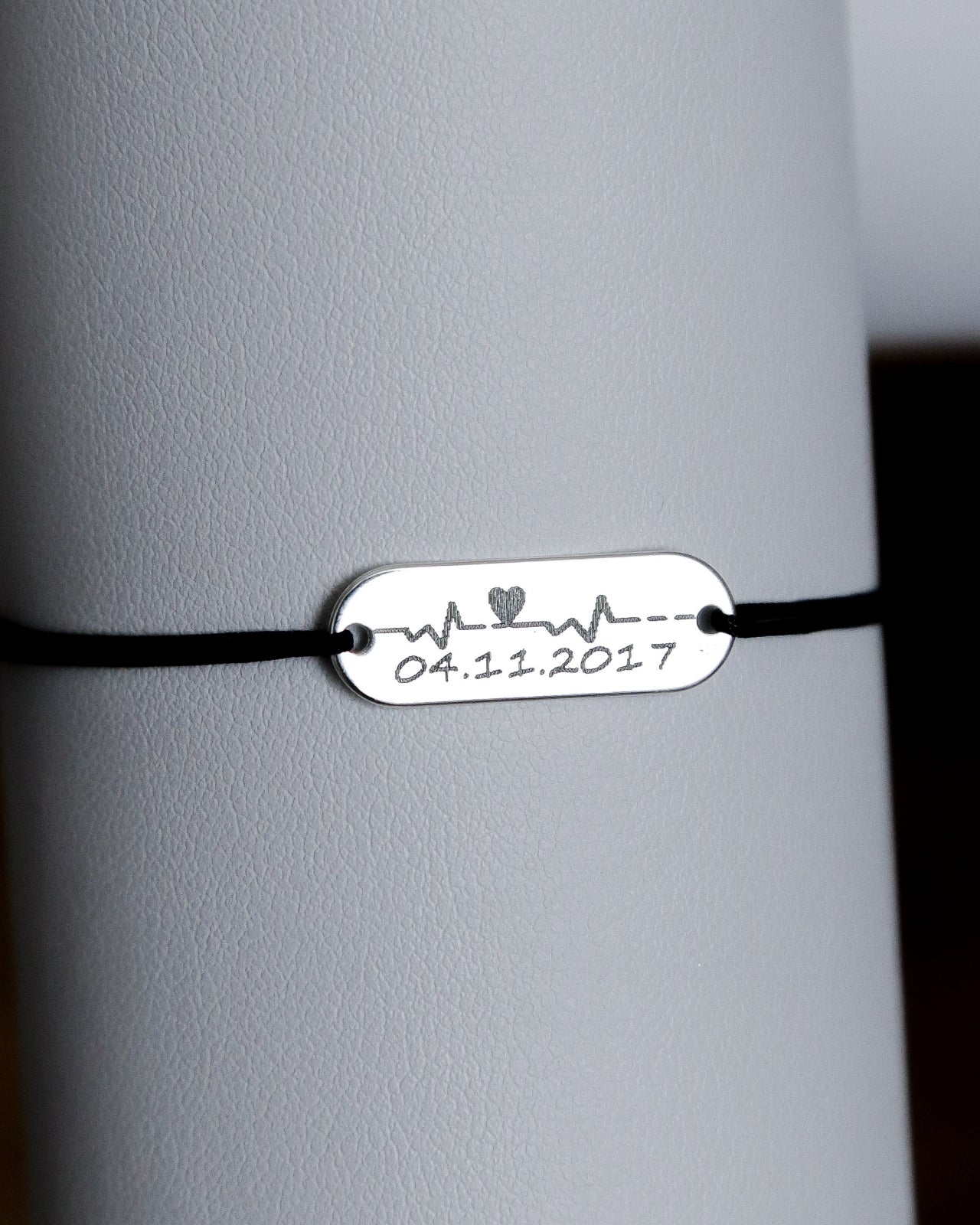 bratara personalizata argint 925 pe snur placuta ovala Maison La Stephanie