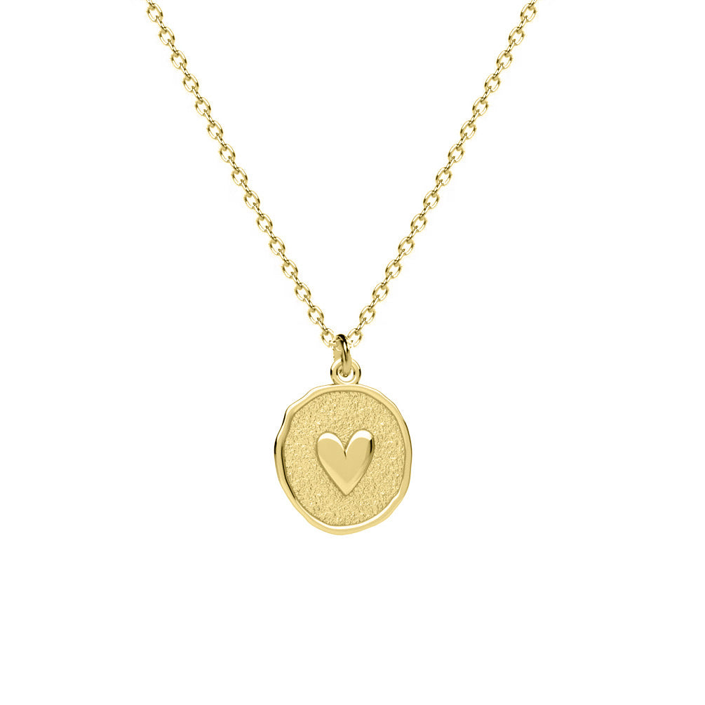 Colier elegant din argint placat cu aur 18K, Chloe Love Necklace de la Maison La Stéphanie este un cadou rafinat, perfect pentru aniversări sau pentru persoana iubită.