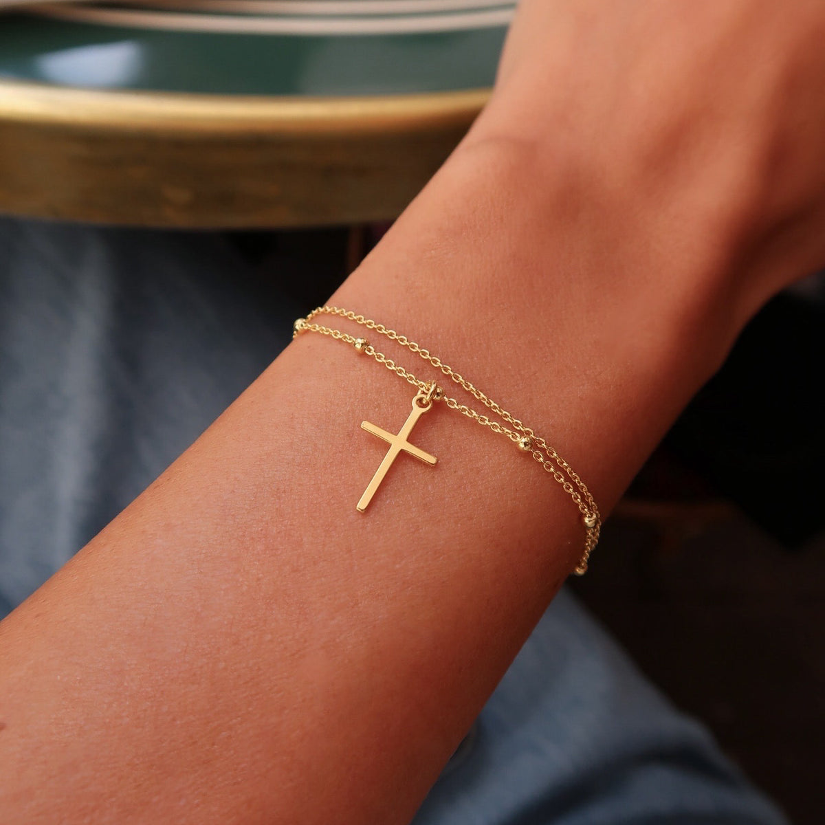 Beaded chain bracelet with silver cross, 18k gold plated