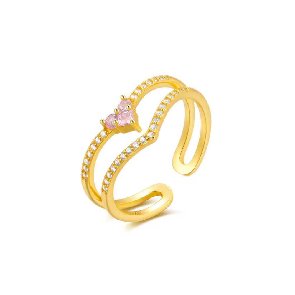 inel din argint placat cu aur, zirconii albe si inimioara mica roz deschis, forma coronita in v