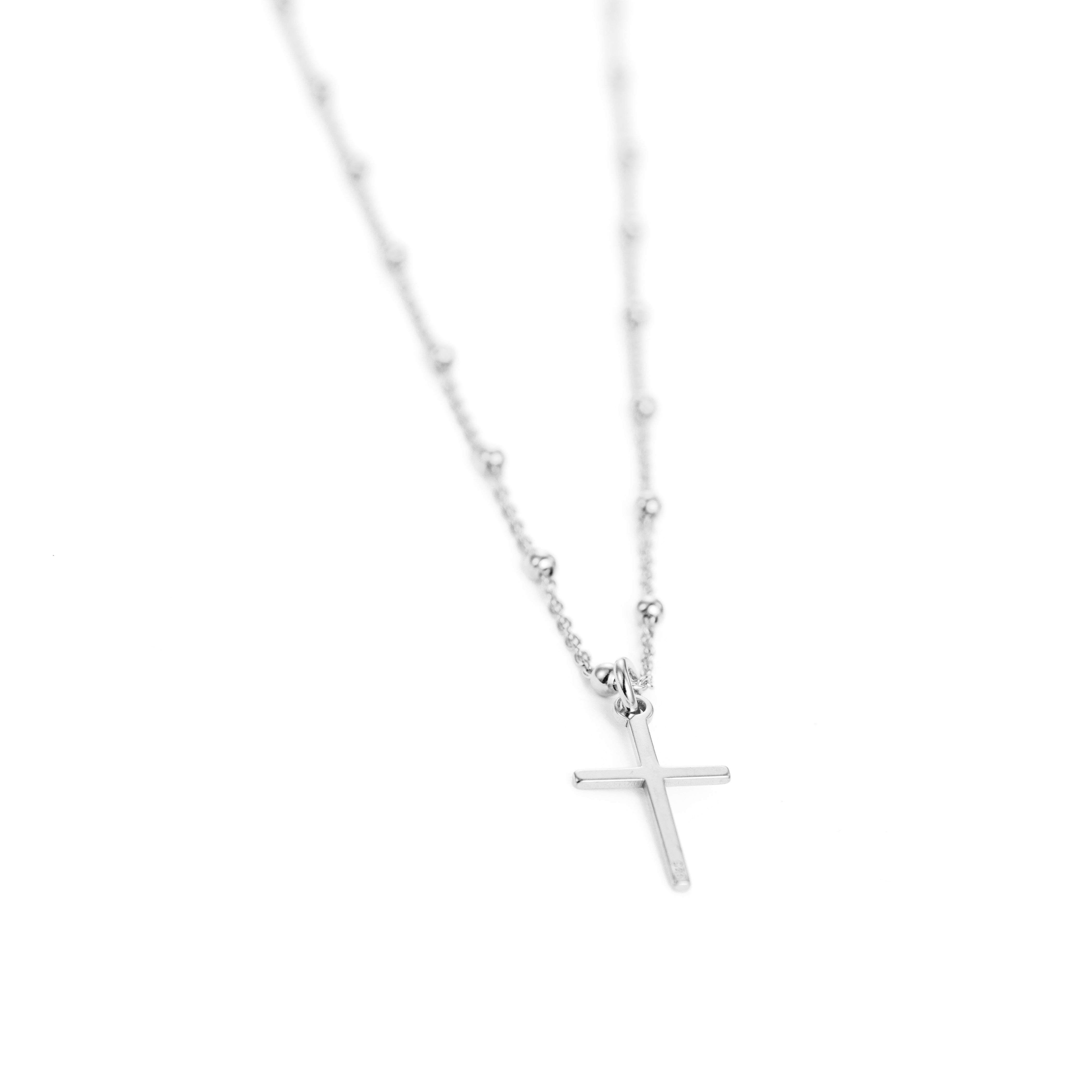 Lănțișor elegant din argint 925 cu biluțe și cruciuliță – bijuterie rafinată Maison La Stéphanie, simbol al credinței și al protecției, ideală pentru cadouri.