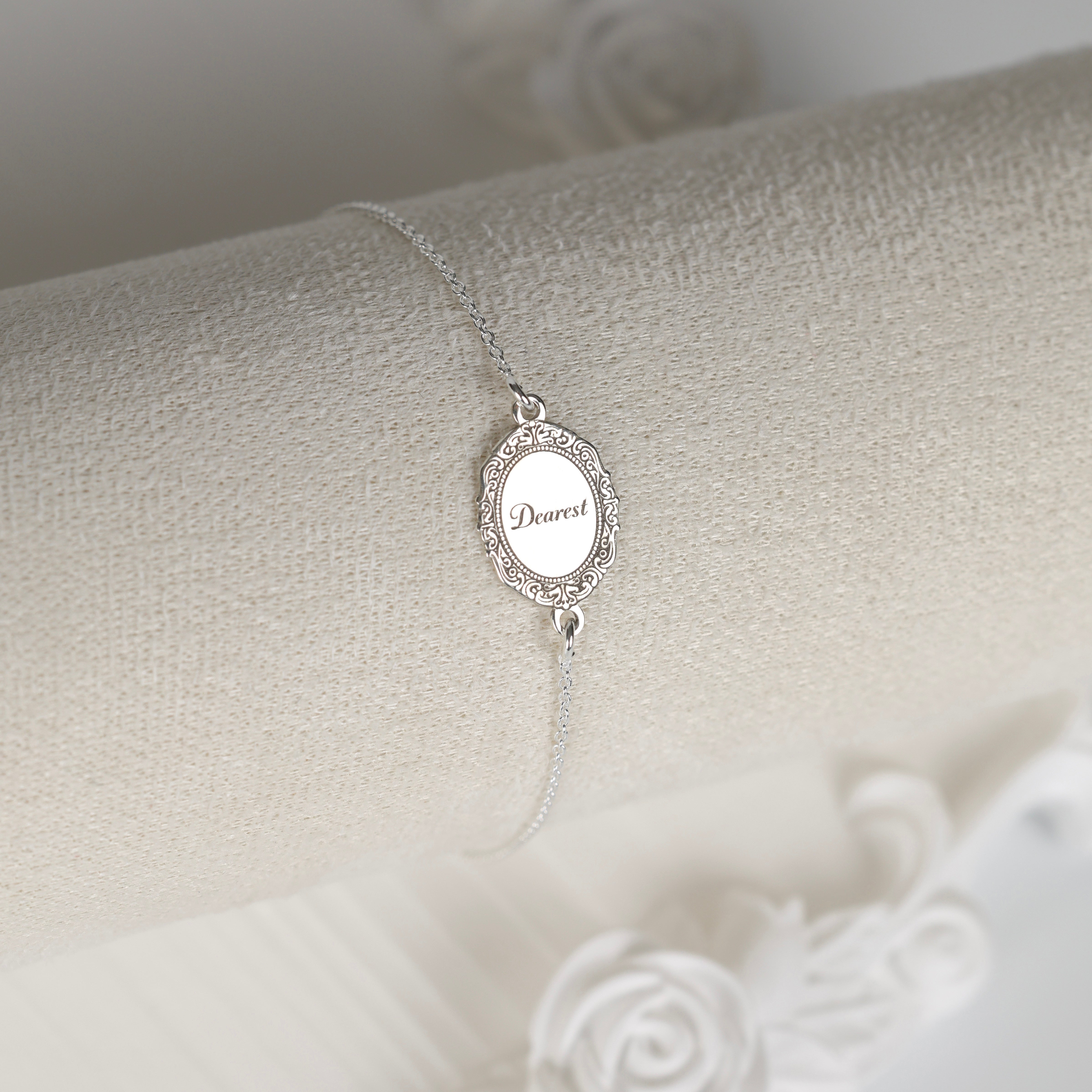 bratara argint dearest pandantiv oval gravat regency love letters collection maison stephanie