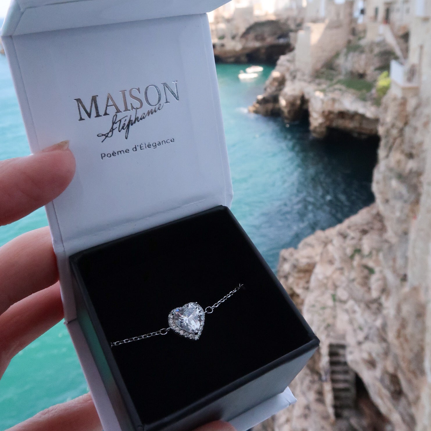 Brățară elegantă din argint 925 placat cu rodiu, cu inimă din zirconia strălucitoare — un cadou romantic și rafinat, semnat Maison La Stéphanie.