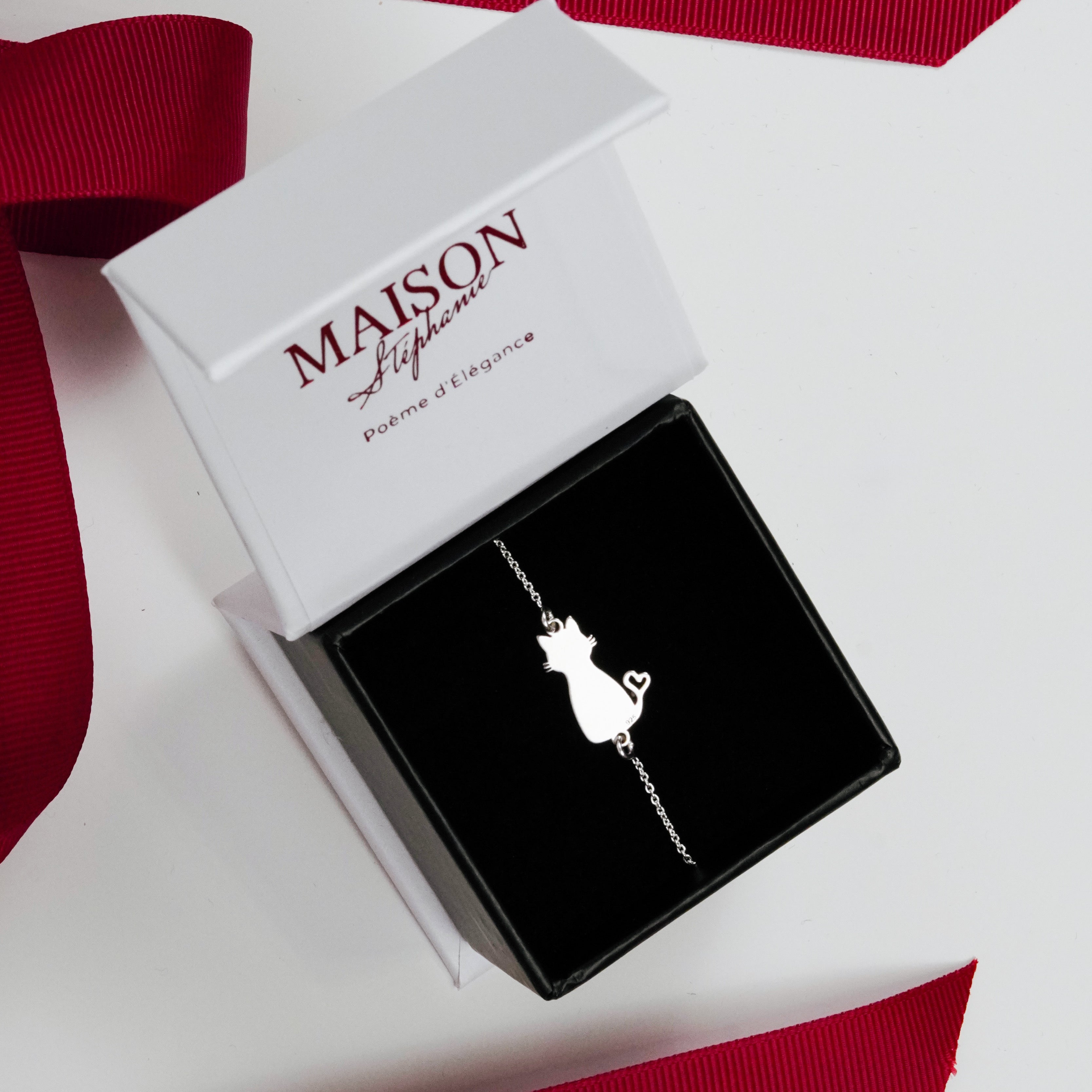 Brățară Pisicuța din argint 925 – model bestseller Maison La Stéphanie, bijuterie fină și elegantă, simbol al afecțiunii și loialității, cadou perfect pentru iubitorii de pisici.