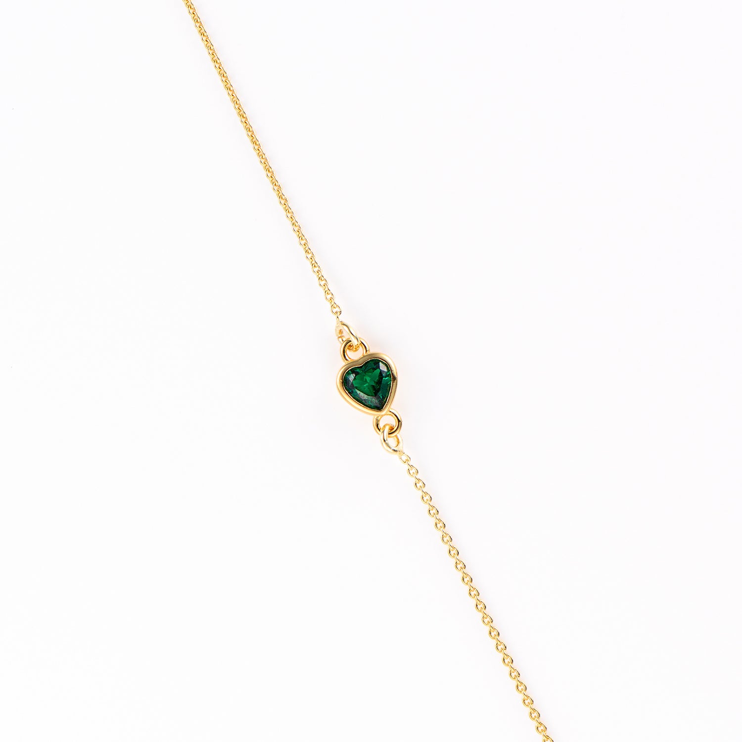 Brățară elegantă din argint 925 placat cu aur 18K, cu piatră verde zirconia – bijuterie rafinată Maison La Stéphanie, ideală pentru cadou.
