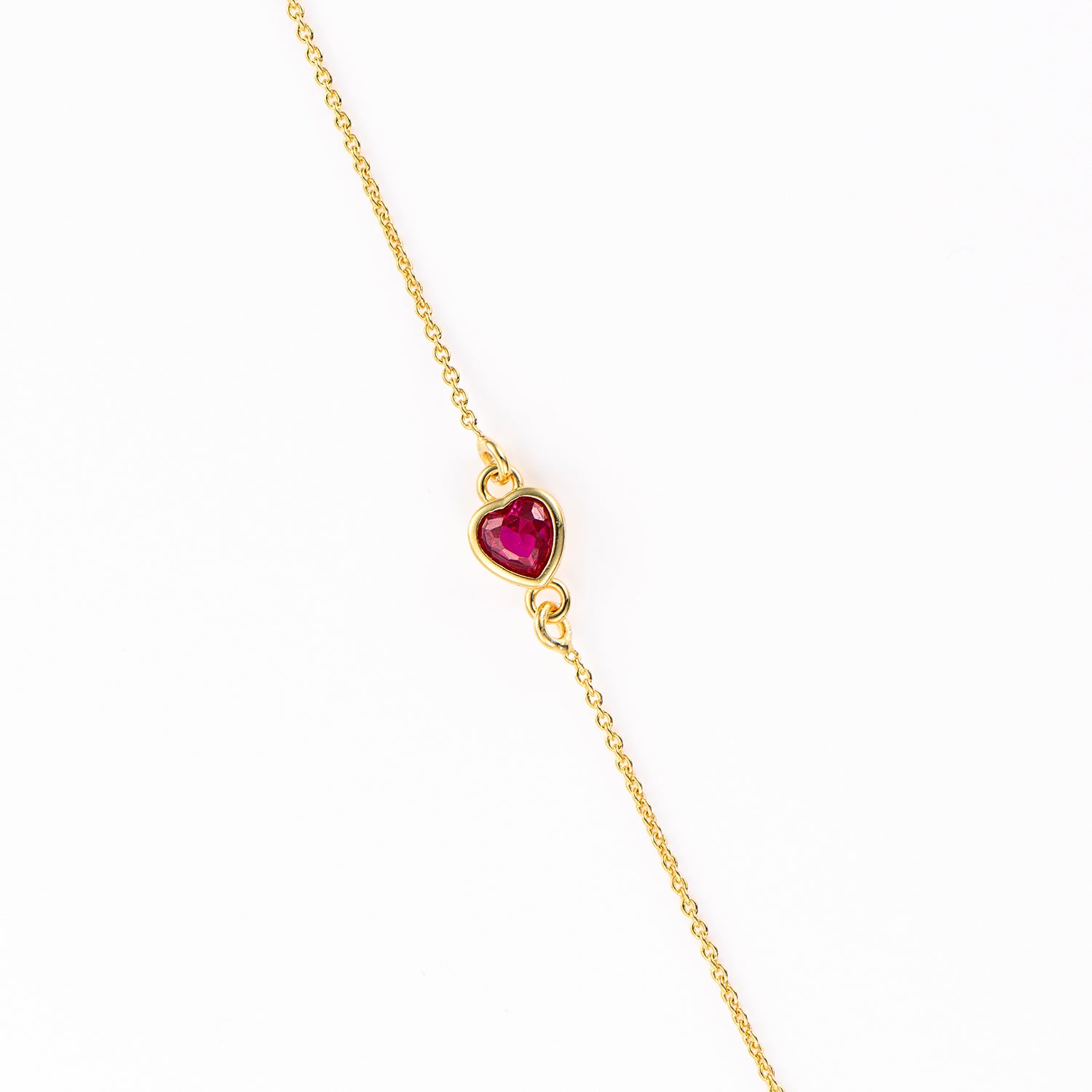 Brățară elegantă din argint 925 placat cu aur 18K, cu piatră roșie zirconia – bijuterie rafinată Maison La Stéphanie, ideală pentru cadou.
