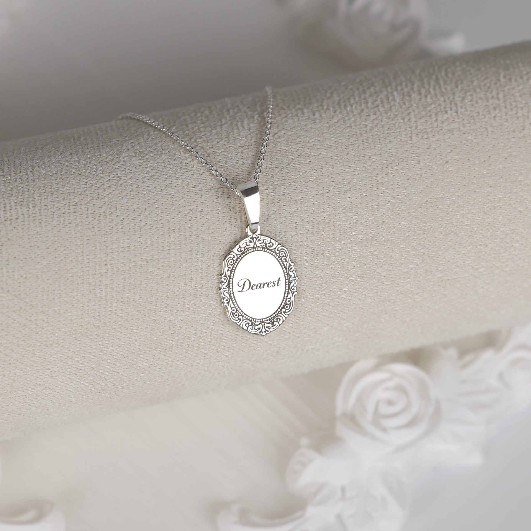 colier argint dearest pandantiv oval gravat regency love letters collection maison stephanie