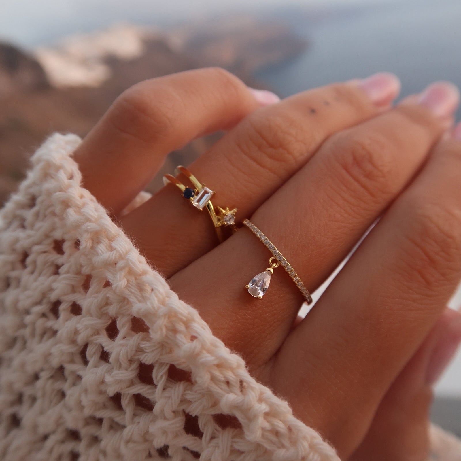 Inel Crystal Drop din argint 925 placat cu aur, cu zirconiu stralucitor in montura eleganta – Maison La Stephanie