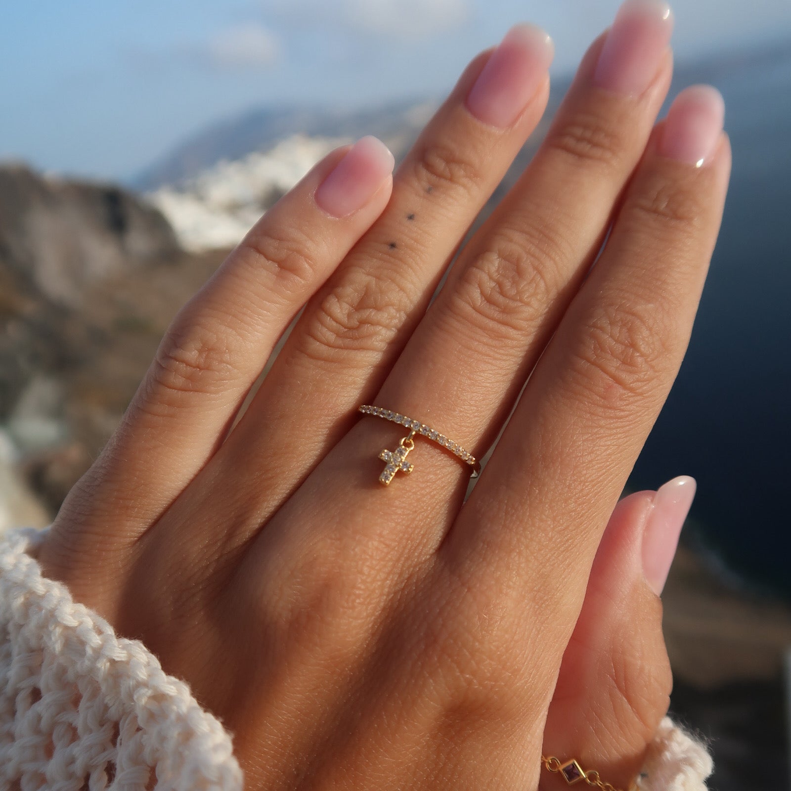 Inel Faith Drop din argint 925 placat cu aur, design delicat cu zirconiu stralucitor – Maison La Stephanie