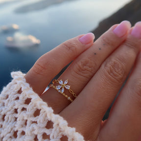 Inel Jardin Secret din argint 925 placat cu aur, design floral delicat cu zirconii – Maison La Stephanie