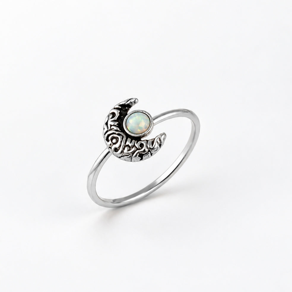 Inel Luna Mystique Argint 925 cu semiluna ornamentala si piatra rotunda irizata, Black Friday bijuterii MAISON La Stéphanie
