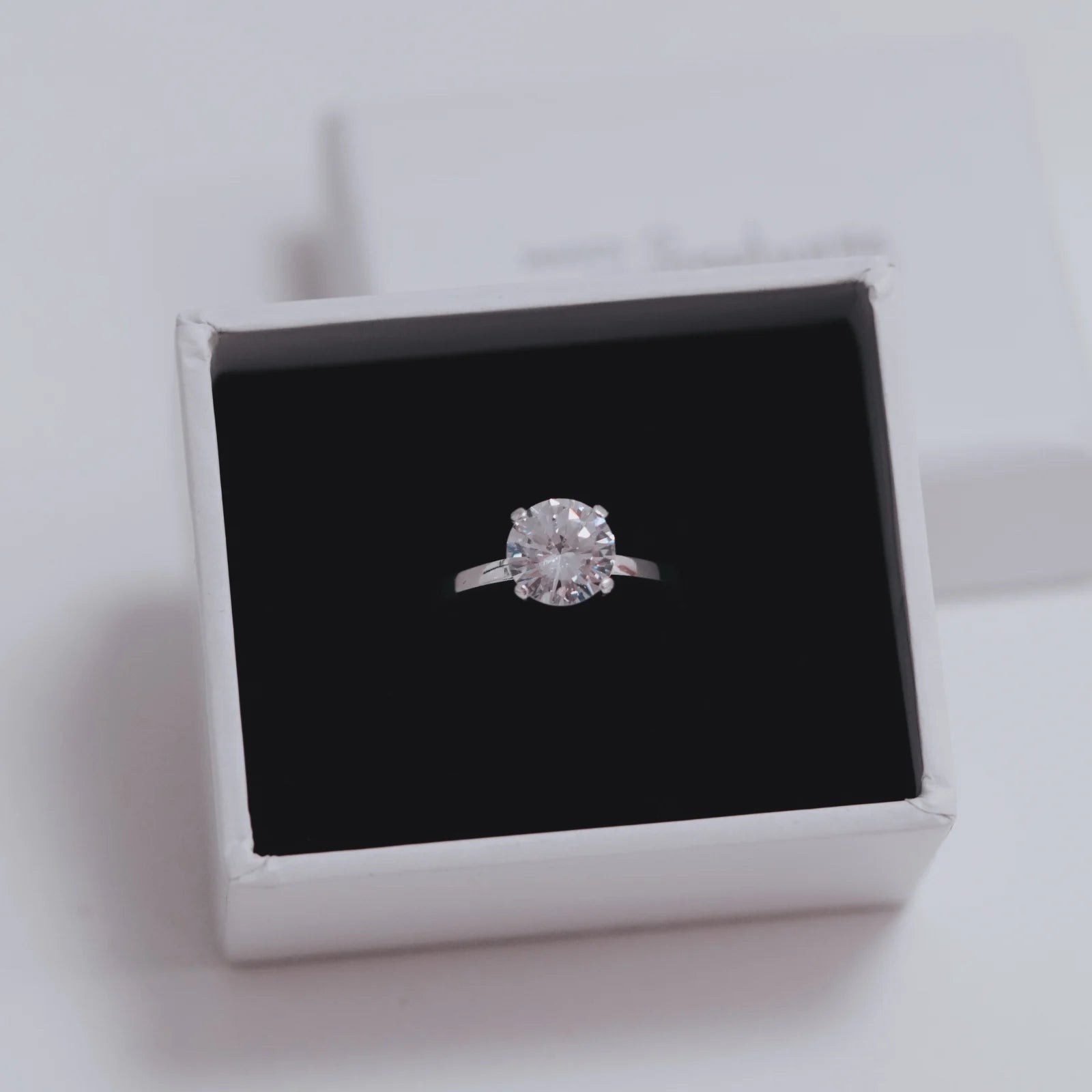 Inel Shine Like a Diamond din argint 925 – inel elegant cu piatră mare zirconiu, strălucire intensă, Maison La Stéphanie.