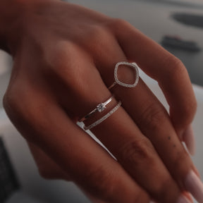 Inel Vittoria din argint 925 cu zirconii – bijuterie reglabilă Maison La Stéphanie, elegantă și delicată, ideală pentru cadouri sau purtare zilnică.