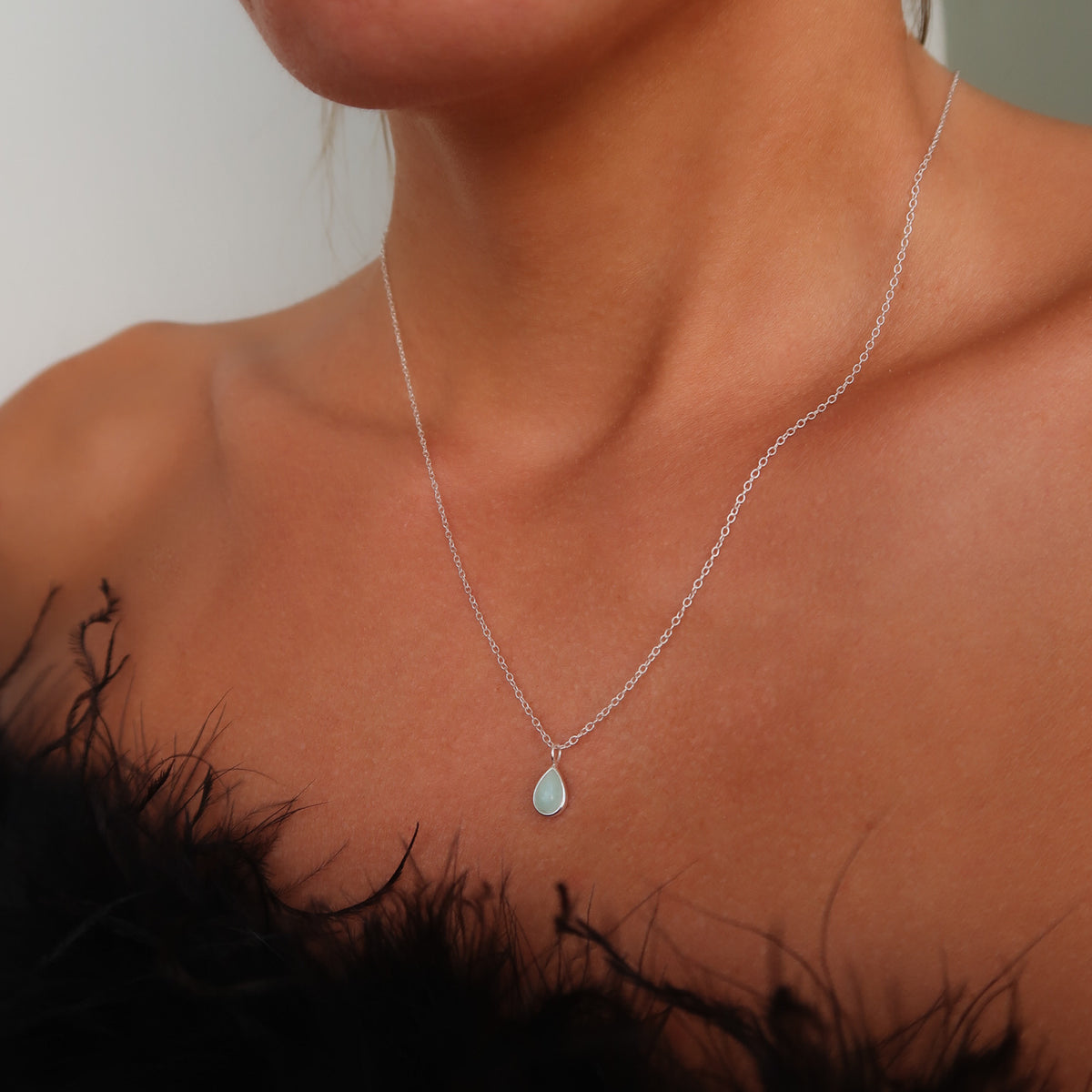 Lănțișor elegant din argint 925 cu piatră semiprețioasă amazonit – bijuterie naturală Maison La Stéphanie, perfectă pentru femei rafinate. Cadou ideal pentru iubitoare de pietre naturale și bijuterii fine.