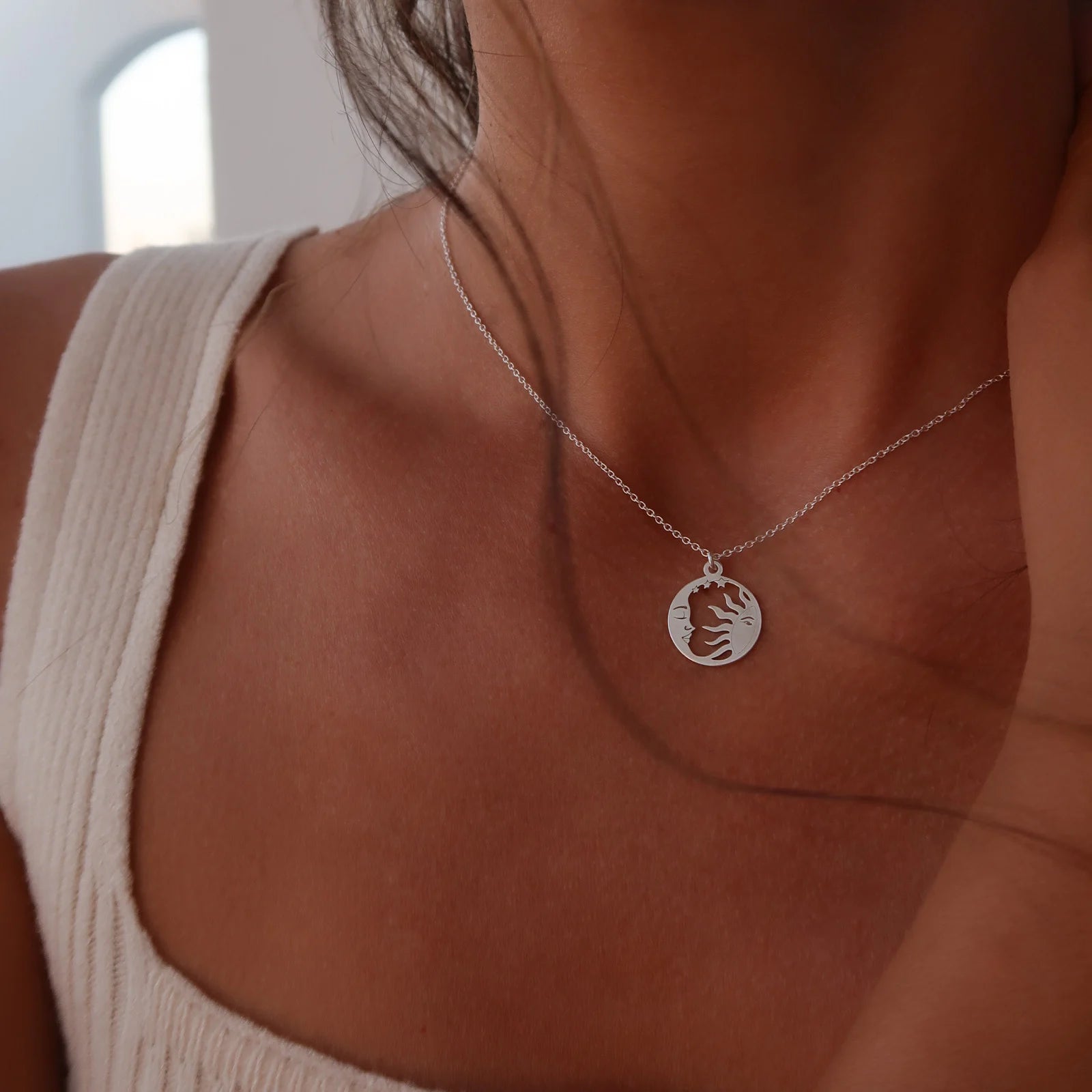 Lantisor din argint 925 cu pandantiv soare si luna Maison La Stephanie