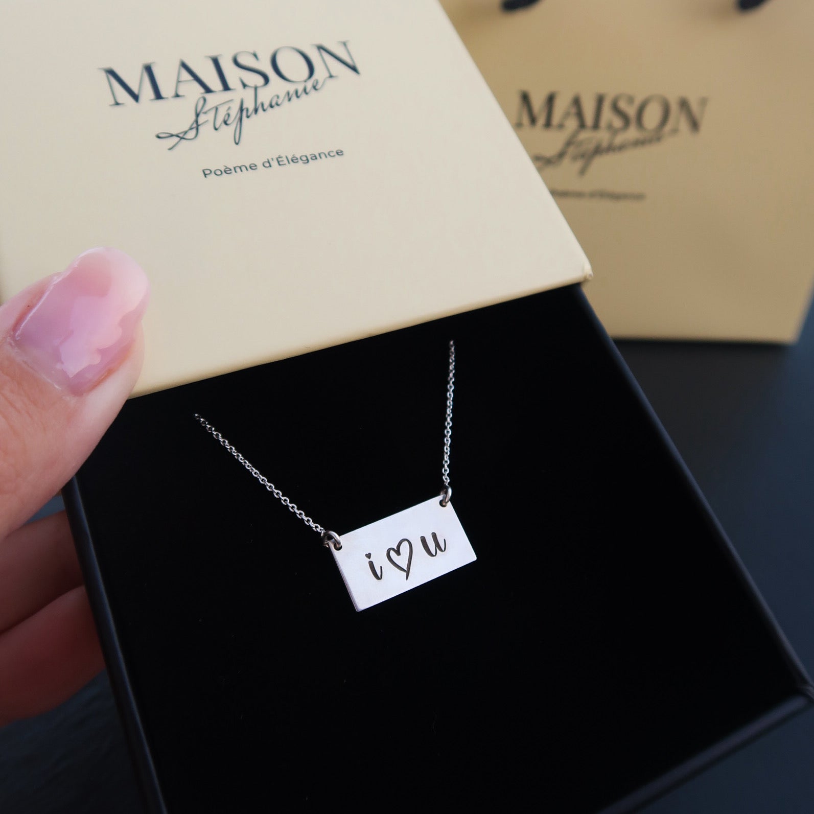 Lantisor I love you din argint 925, pandantiv delicat gravat cu mesaj romantic – Maison La Stephanie