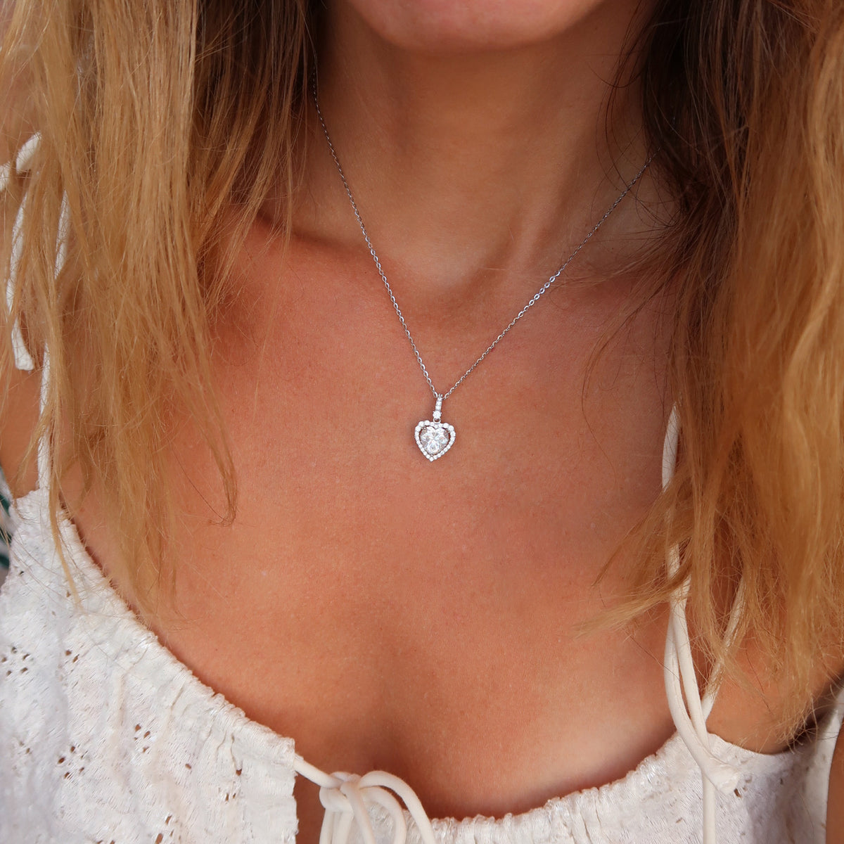 Lantisor Midnight Diamond Heart cu moissanit 2 carate, argint 925 placat cu rodiu – Maison La Stephanie