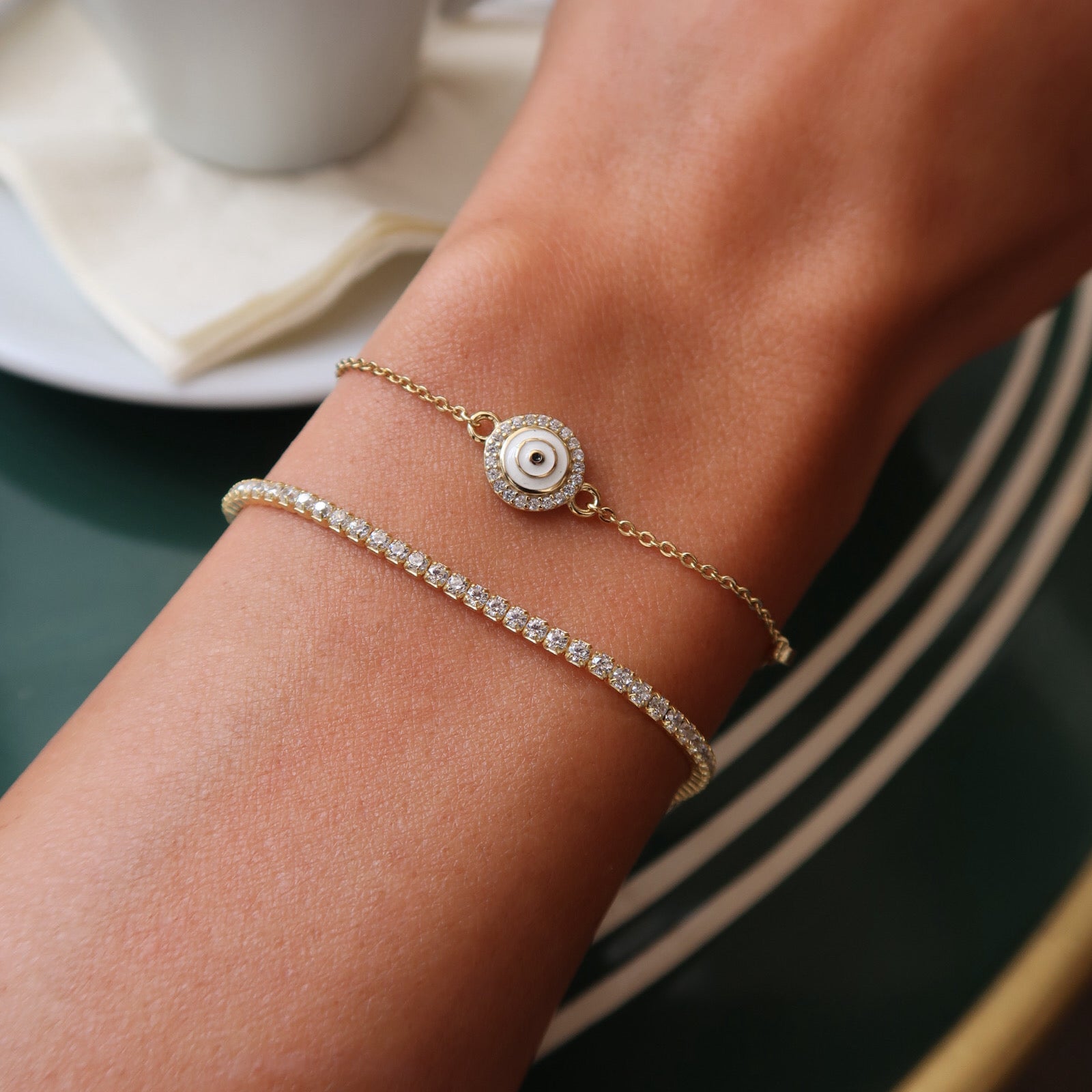 Bratara Mystic Silver din argint 925 placat cu aur, design elegant cu detalii stralucitoare – Maison La Stephanie