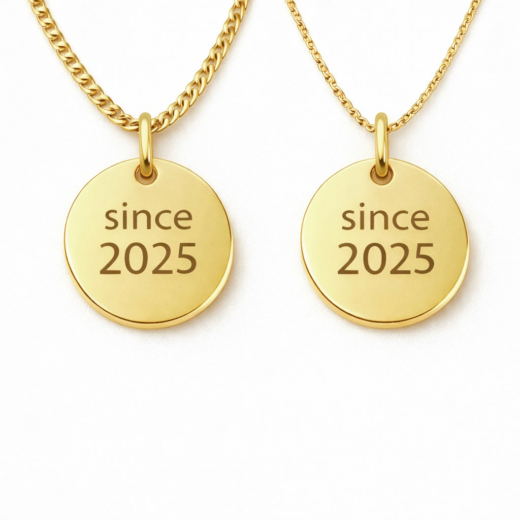SET CUPLU femei si barbati 2 LANTISOARE PERSONALIZATE MEDALION 16 MM, argint placat cu aur  Maison la Stephanie   