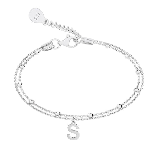 Brățară dublă din argint 925 cu biluțe și inițială personalizată — bijuterie elegantă Maison La Stéphanie, ideală pentru cadou sau purtare zilnică.