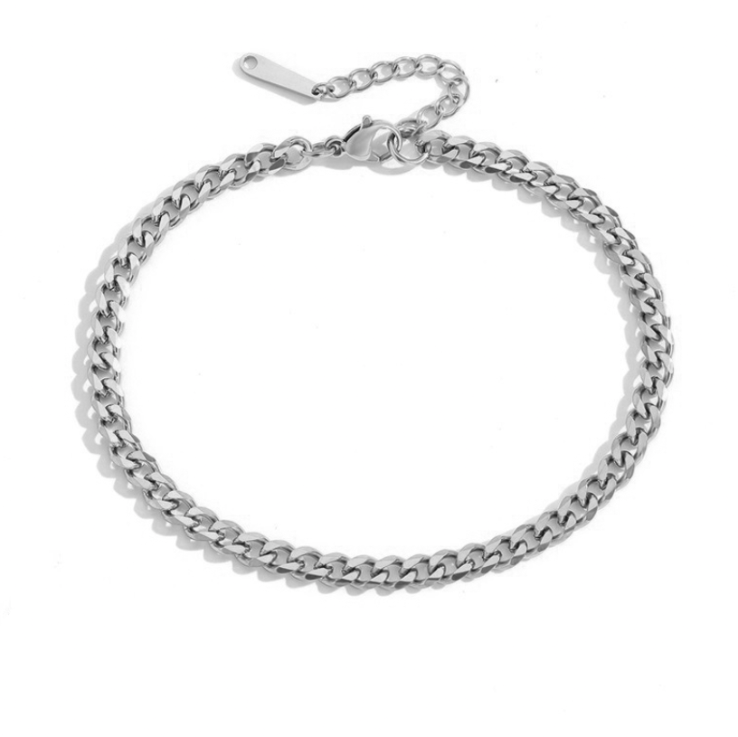 Brățară de picior Cuban Link din oțel inoxidabil – bijuterie elegantă și modernă, ideală pentru vară, plajă sau ținute minimaliste. Maison La Stéphanie – rafinament și luminozitate în nuanțe de argint.