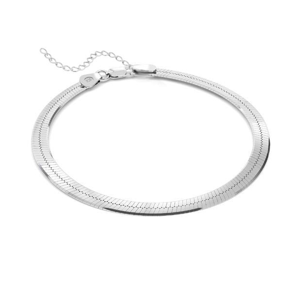 Brățară Herringbone din argint 925 – bijuterie elegantă Maison La Stéphanie, cu finisaj lucios și design clasic, ideală pentru purtare zilnică sau layering.