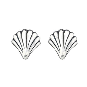 Cercei scoică din argint 925 – bijuterii fine inspirate de mare, cu design elegant și detalii delicate. Model Sea Love by Maison La Stéphanie.