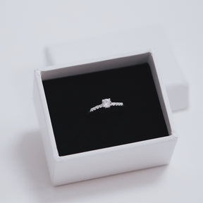 Inel Queen din argint 925 cu zirconia crystal – bijuterie elegantă, clasică, ideală ca inel de logodnă. Maison La Stéphanie.