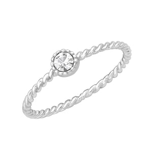 Inel elegant din argint 925 cu piatră zirconia și design împletit – bijuterie rafinată Maison La Stéphanie, ideală ca dar pentru femei sau pentru purtare zilnică.
