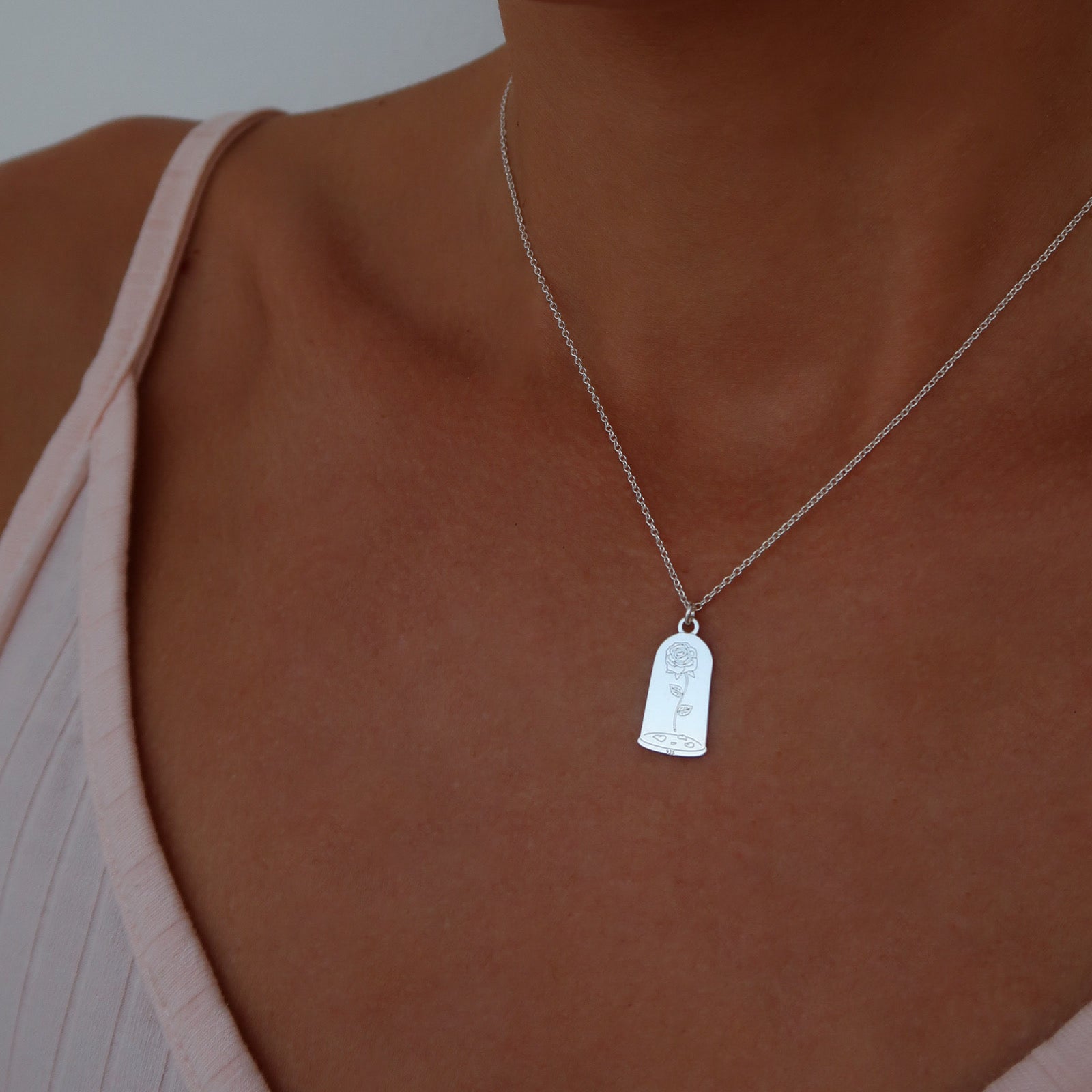 Lanț Beauty and the Beast Rose din argint 925 – bijuterie rafinată Maison La Stéphanie, simbol al iubirii eterne și al feminității delicate.