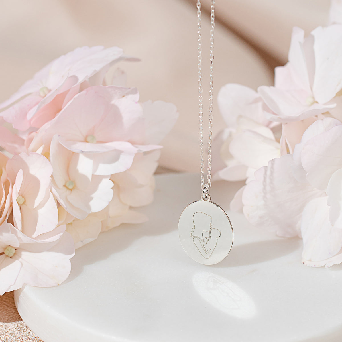 Lanț Dragoste de Mamă din argint 925 – bijuterie simbolică Maison La Stéphanie, cadoul perfect de Ziua Mamei și 8 Martie.