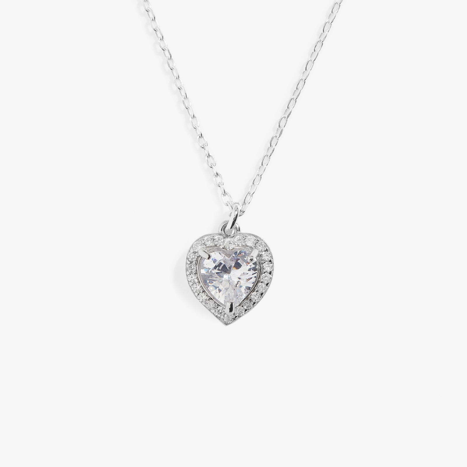 Lănțișor din argint 925 cu pandantiv inimă decorată cu pietre strălucitoare rhinestone. Cadoul ideal pentru Ziua Îndrăgostiților sau Dragobete. Bijuterie elegantă Maison La Stéphanie, simbol al iubirii și feminității.