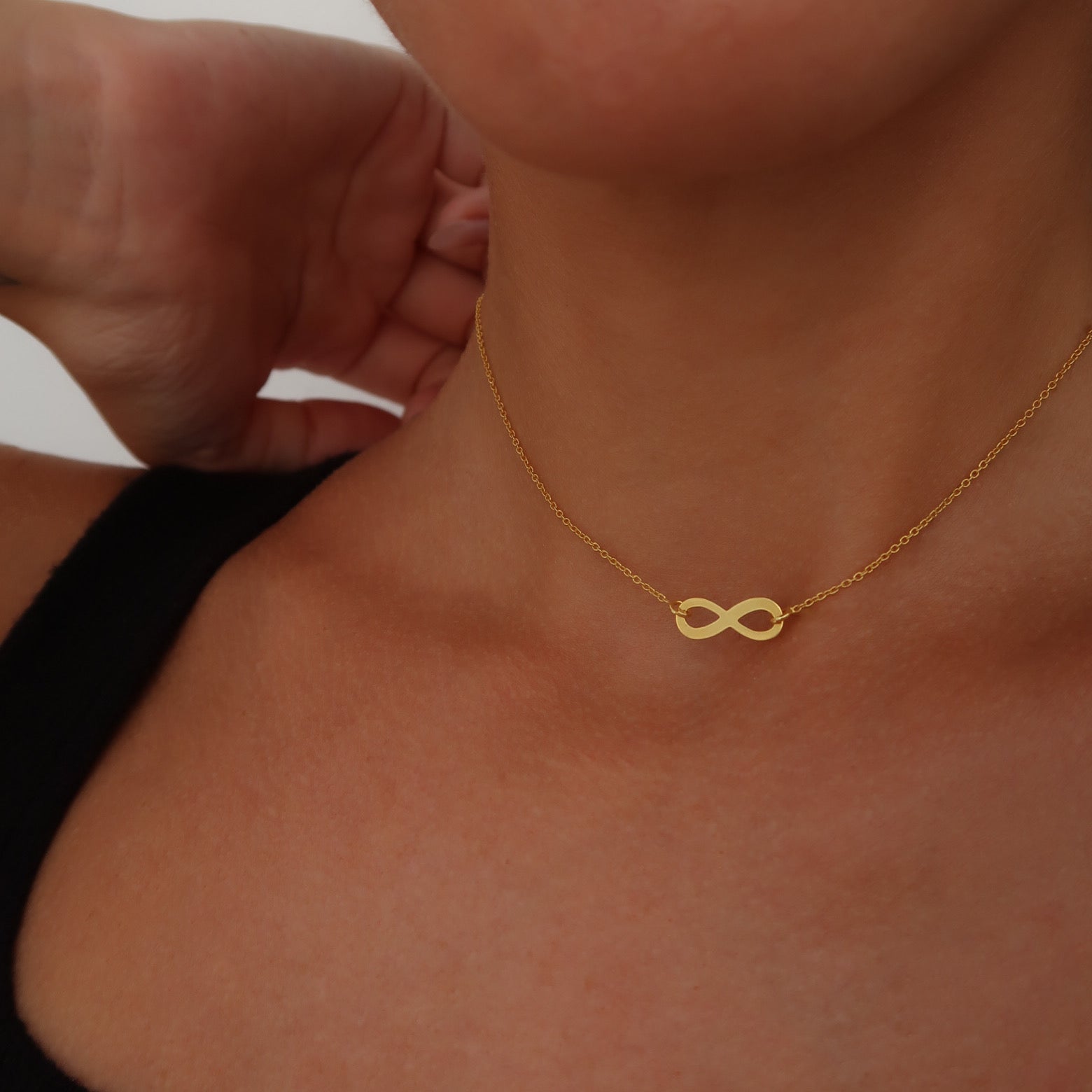 lantisor argint 925 placat cu aur Maison La Stephanie infinity simbol infinit iubire eterna cadou elegant bijuterie femei minimalist