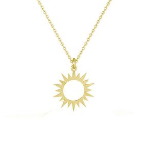 Lănțișor soare din argint 925 placat cu aur 18K – bijuterie elegantă, simbol al energiei și iubirii. Cadoul perfect pentru femei.