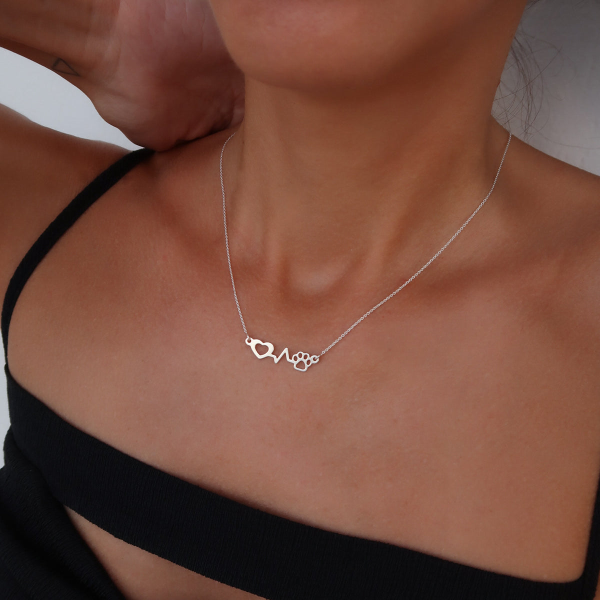 lantisor argint 925 puls medic veterinar Maison La Stephanie colier cu labuta si inima bijuterie simbolica cadou iubitor animale