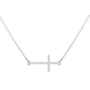 Lănțișor fin cu cruciuliță orizontală din argint 925 – bijuterie elegantă și minimalistă Maison La Stéphanie. Cadoul perfect pentru iubită, soră sau prietenă, simbol al credinței și al eleganței atemporale.