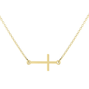 Lănțișor elegant cu cruciuliță orizontală din argint 925 placat cu aur 18K – simbol al credinței și al rafinamentului. Cadoul ideal pentru iubită, mamă sau prietenă, semnat Maison La Stéphanie.