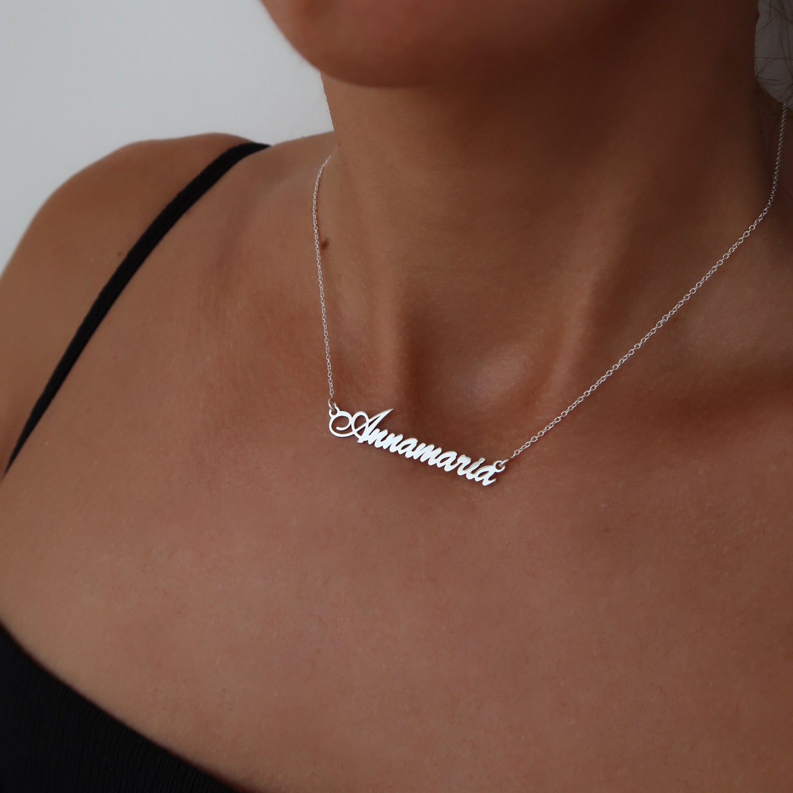 LANTISOR CU NUME PERSONALIZAT, ARGINT 925 lantisoare personalizate > lant argint > bijuterii personalizate > cadouri pentru el > cadouri pentu ea > gravate > argint 925 > cadouri fete > cadouri personalizate > cadouri baieti > cadouri cupluri > pandantiv Maison la Stephanie   