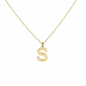 Lănțișor personalizat cu inițială Arial din argint 925 placat cu aur 18K – bijuterie elegantă și modernă, ideală pentru cadouri personalizate sau purtare zilnică.