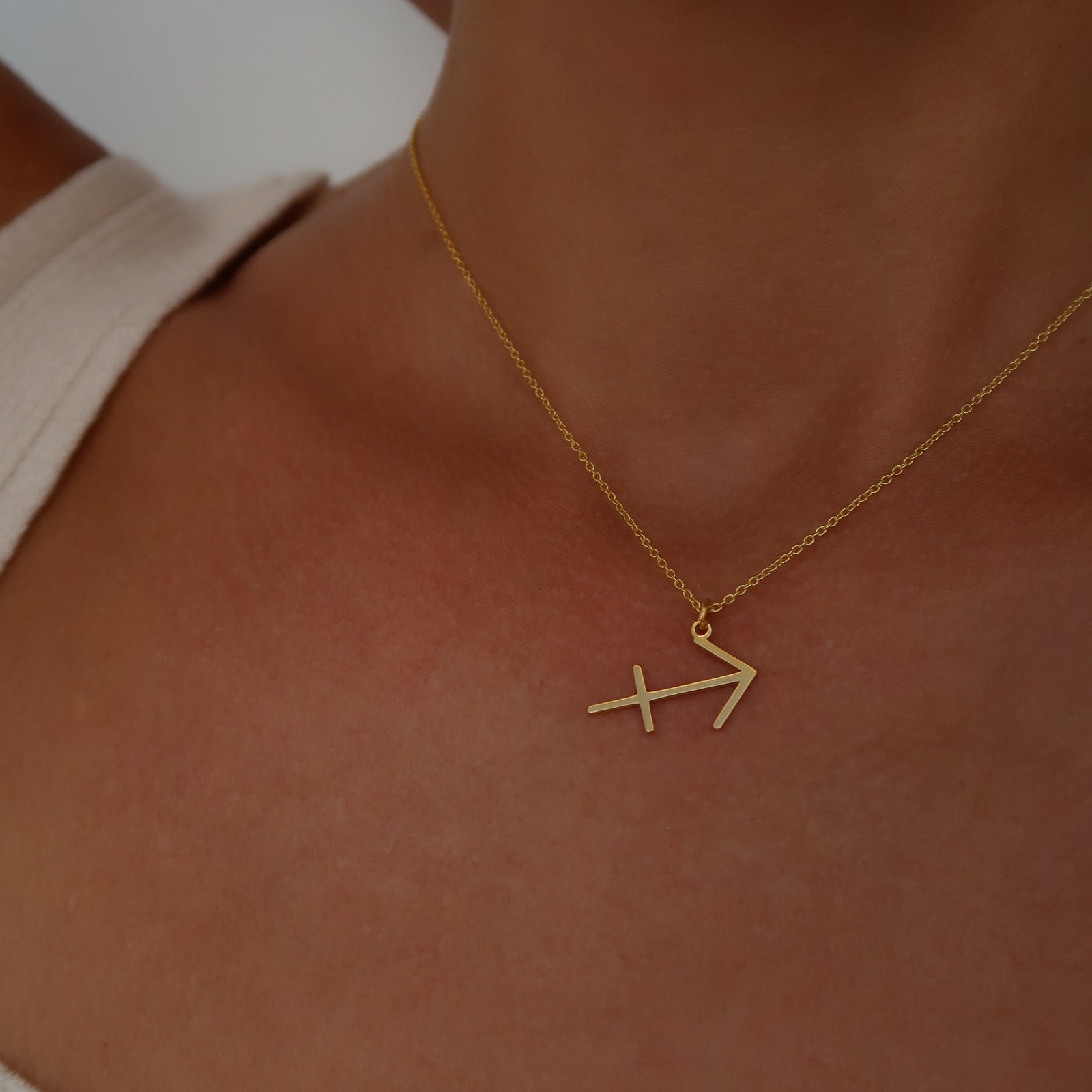 LANTISOR PERSONALIZAT SEMN ZODIACAL ARGINT - placat cu aur lant zodie > lantisoare personalizate > lant argint > bijuterii personalizate > cadouri pentru el > cadouri pentu ea > argint 925 > cadouri fete > cadouri personalizate > cadouri baieti > cadouri cupluri Maison la Stephanie   